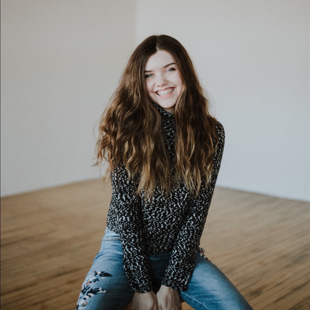 Meet your Posher, Kady